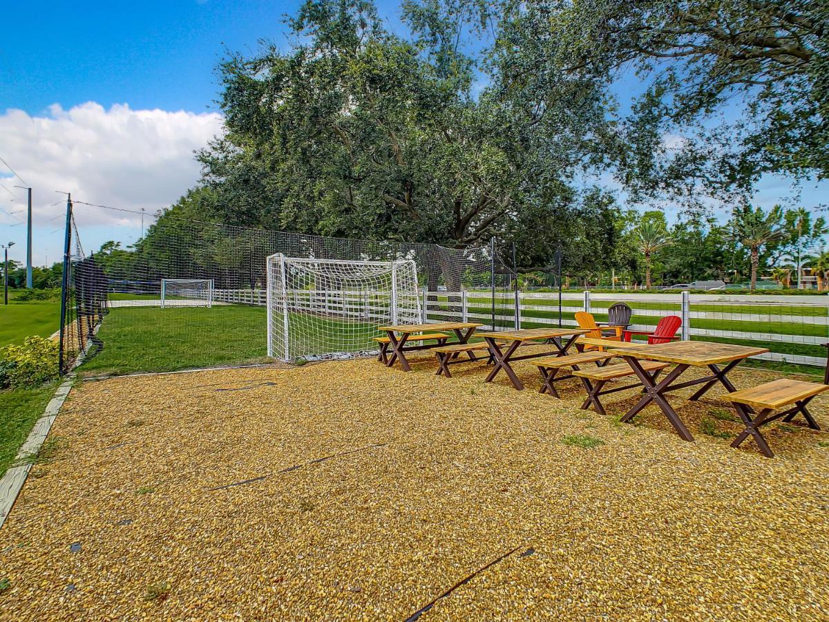 Pet Friendly In Orlando Area Near Disney Celebration Esterno foto