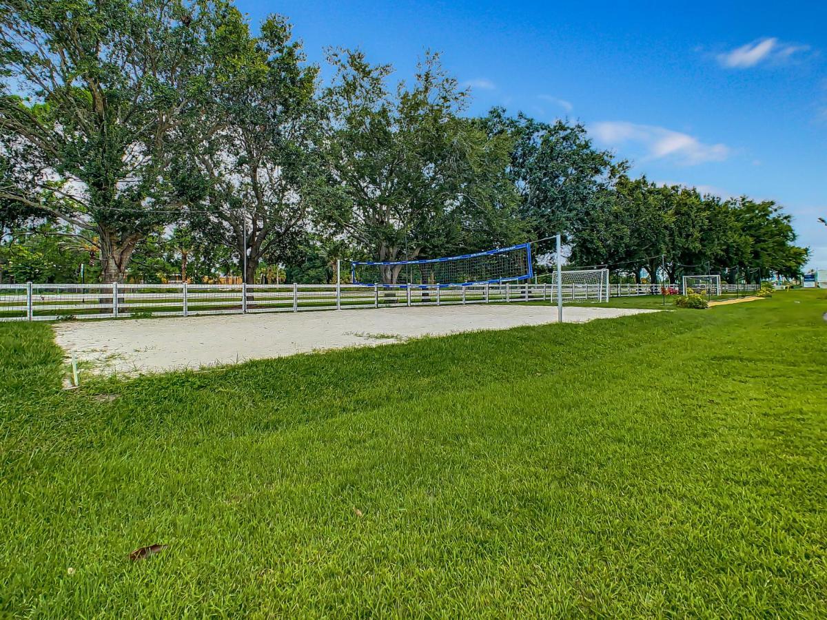 Pet Friendly In Orlando Area Near Disney Celebration Esterno foto